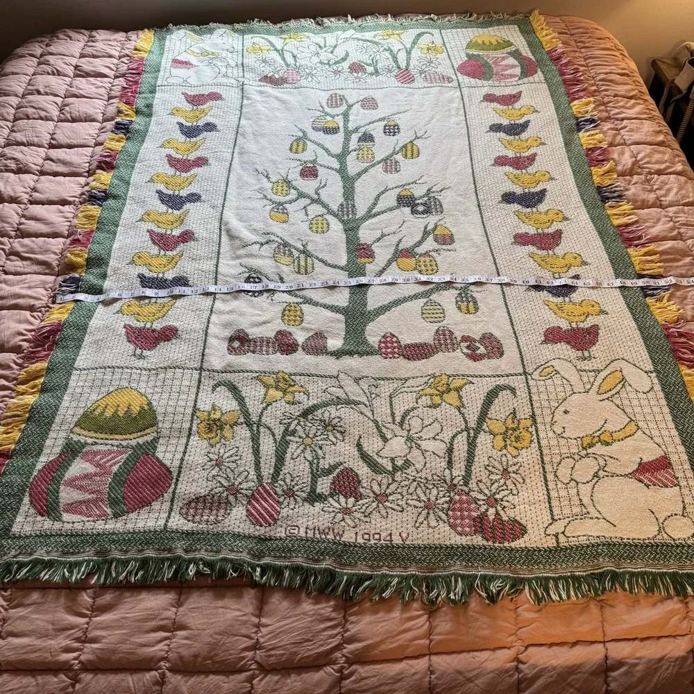 VTG 1994V MWW Bunny Rabbit Throw Blanket Tapestry 69x46 Easter Spring Tulip